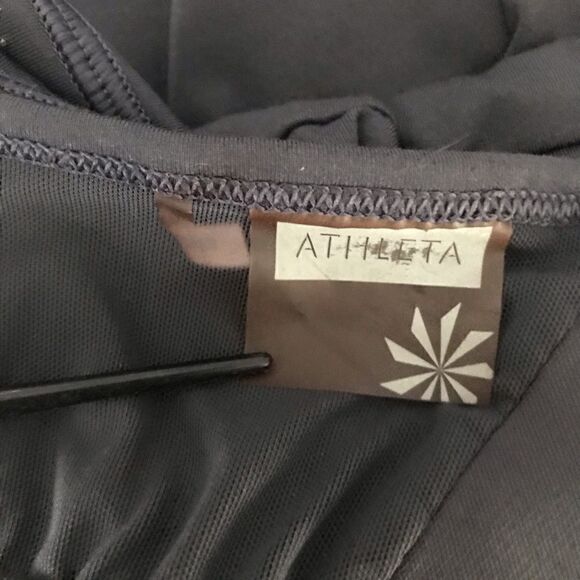 Athleta Charcoal Gray Workout Athletic Top - Picture 7 of 9